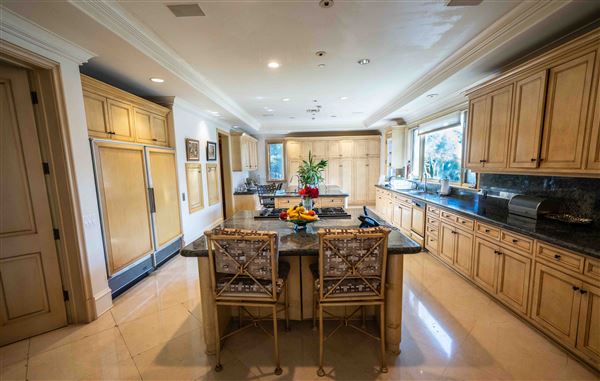 Cinematic LA Estate W/Gardens, Pool & Grand Stairs (4/5/2025 - Credits: Elegant Textiles, Inc.)