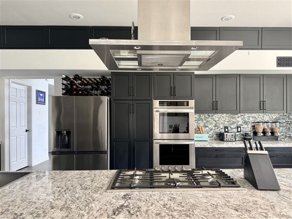 Stevenson Ranch Open-Concept (5/17/2026 - Credits: submitted by: Felicia Williams)
