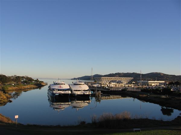 City of Larkspur - Larkspur Landing (11/4/2012 - Credits: By Pedro Xing - Own work, CC0, https://commons.wikimedia.org/w/index.php?curid=22667352)