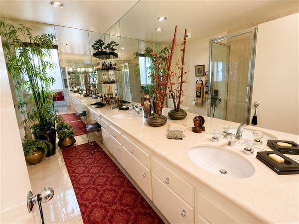 1970s Two Story Home (7/4/2026 - Credits: Karine Kindar-Martin)