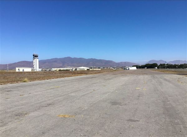 Brown Field Municipal Airport (9/18/2018 - Credits: Andy Schwartz)