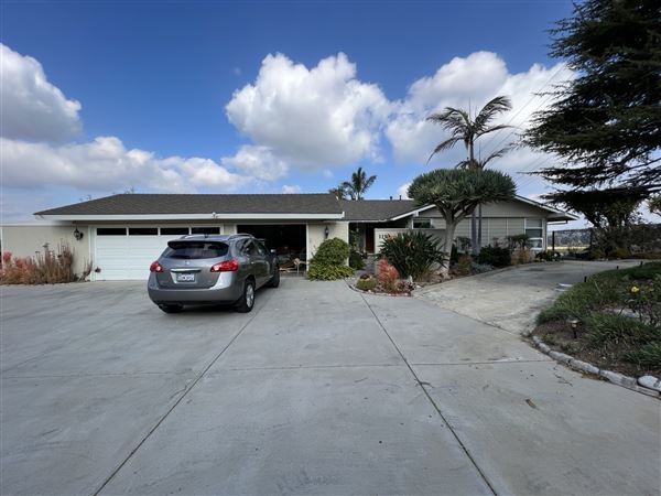 Camarillo Hillside Residence