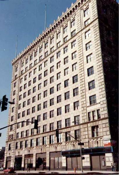 Petroleum Building (12/31/2003)