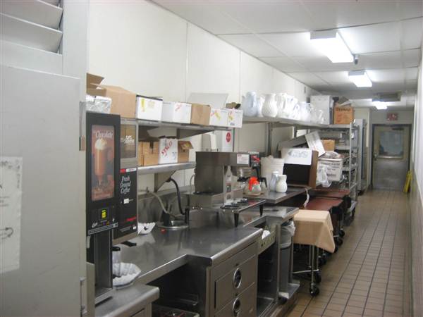 Hilton Palm Springs Kitchen (7/7/2008 - Credits: Lindsay Mizrahi)