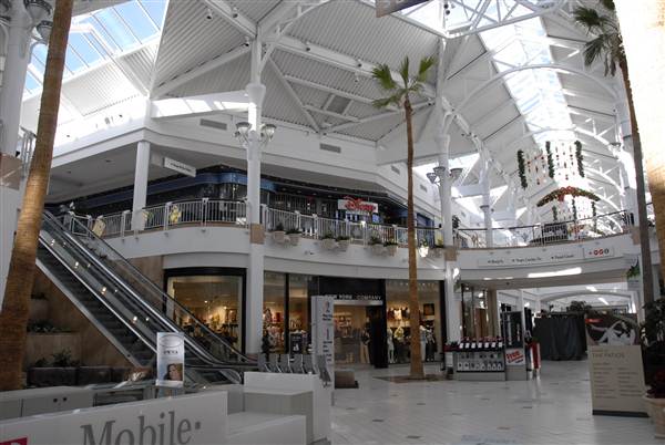 Westfield Valencia Town Center (12/1/2010 - Credits: Errol Reichow)