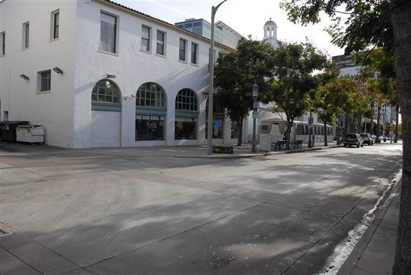 Westwood Village - Broxton Ave. (South) (11/30/2010 - Credits: Errol Reichow)