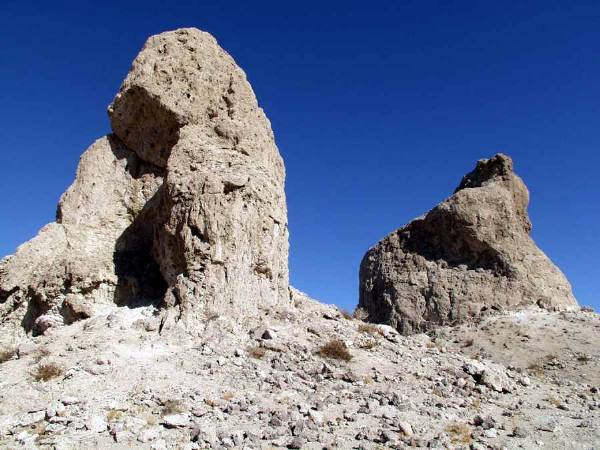 Trona Pinnacles - Ridgecrest District - Bureau of Land Management (BLM) (12/31/2003)