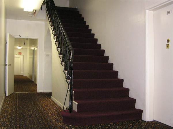 Chateau Fontenac - Roxbury (7/1/2011)