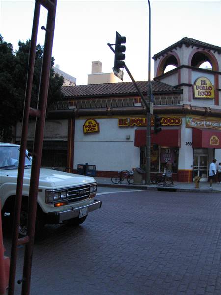 Broadway (9/1/2010 - Credits: Lindsay Mizrahi)