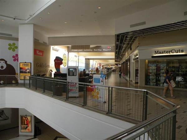 Plaza West Covina (5/11/2011)