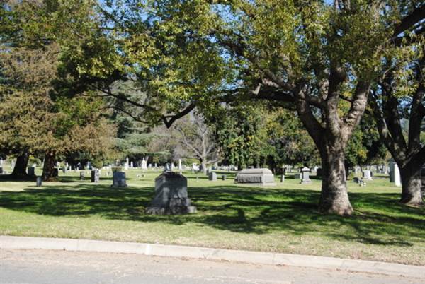 Mountain View Cemetery (12/2/2013 - Credits: David Golden)