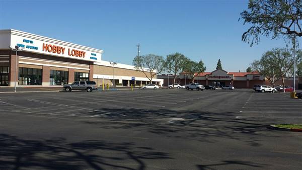 Bakersfield Plaza - Brixmor Property Group (8/10/2015)