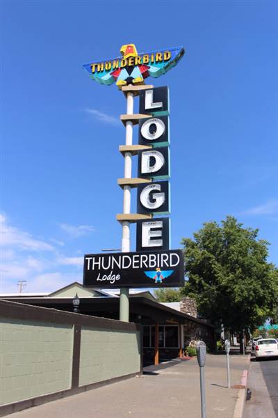 Motels / Hotels in City of Redding (10/31/2015 - Credits: Jill Naumann)