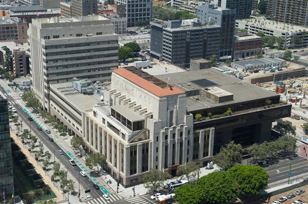 Los Angeles Times Building (12/16/2015)