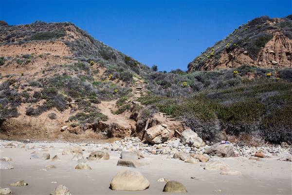 La Piedra State Beach @ Robert H. Meyer Memorial State Beach (SB) - CFC (4/1/2016 - Credits: Photo courtesy of Gillian Bissonnette, California Film Commission)