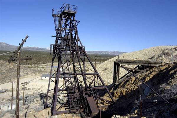 Blue Eagle Mine - Tropico Gold Mine (4/20/2016)