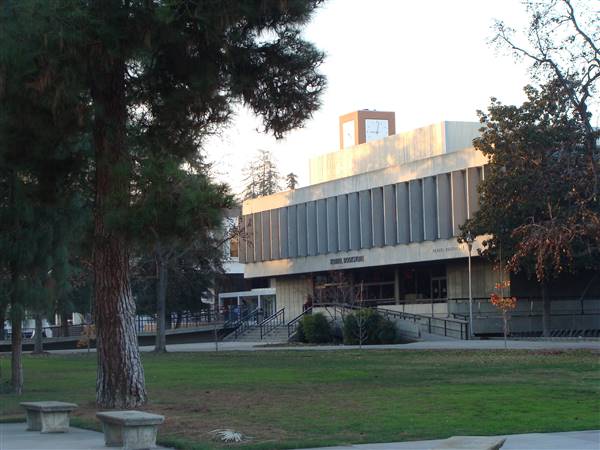 California State University, Fresno (3/23/2011 - Credits: By Nightryder84 (Own work) [CC BY-SA 3.0 (http://creativecommons.org/licenses/by-sa/3.0)], via Wikimedia Commons)