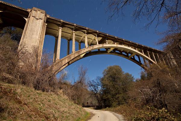 Dog Creek Bridge - Highway 5 (1/17/2014 - Credits: "Harlan D. Miller Memorial Bridge" By Jonathan Haeber (CC BY-NC 2.0)[https://creativecommons.org/licenses/by-nc/2.0/legalcode]https://www.flickr.com/photos/tunnelbug/)