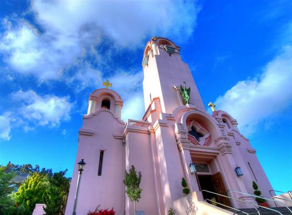 Mission San Rafael Arcangel (5/21/2010 - Credits: "Mission Arcangel San Rafael" by Rene de la Rosa (CC BY-SA 2.0)[https://creativecommons.org/licenses/by-sa/2.0/legalcode]https://www.flickr.com/photos/bluezoompix/)