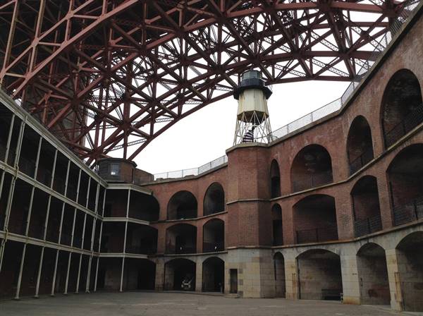 Fort Point National Historic Site (9/29/2014 - Credits: "Fort Point - San Francisco -1853" By Joyce Cory (CC BY 2.0)[https://creativecommons.org/licenses/by/2.0/legalcode]https://www.flickr.com/photos/docentjoyce/)