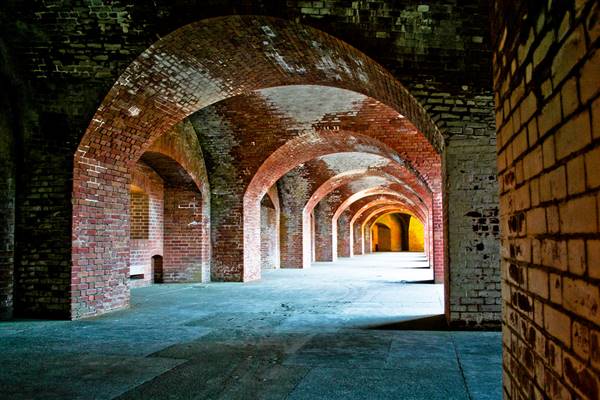 Fort Point National Historic Site (2/7/2010 - Credits: "Fort Point" By Eric Shoemaker (CC BY-NC 2.0)[https://creativecommons.org/licenses/by-nc/2.0/legalcode]https://www.flickr.com/photos/erokcom/)