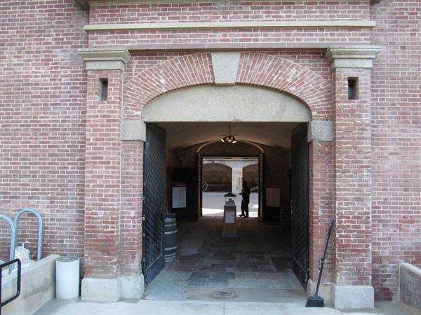 Fort Point National Historic Site (5/30/2012 - Credits: "Fort Point National Historical Site- San Francisco, California" by Doug Kerr (CC BY-SA 2.0)[https://creativecommons.org/licenses/by-sa/2.0/legalcode]https://www.flickr.com/photos/dougtone/)