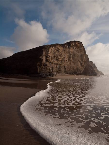 Pomponio State Beach (SB) (1/31/2010 - Credits: "Beach (south of San Francisco)" by Franco Folini (CC BY-SA 2.0)[https://creativecommons.org/licenses/by-sa/2.0/legalcode]https://www.flickr.com/photos/livenature/)