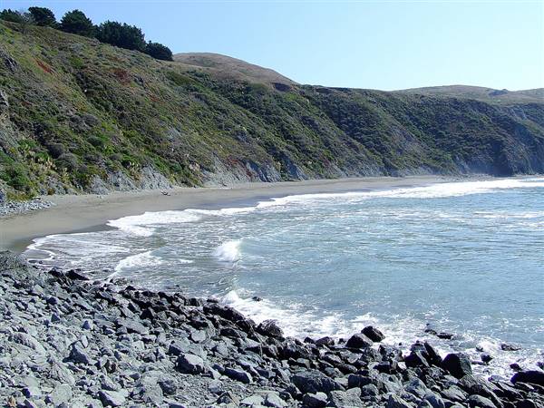 Sonoma Coast State Park (SP) (10/4/2010 - Credits: "California Coast 4" by Lee Burchfield (CC BY 2.0)[https://creativecommons.org/licenses/by/2.0/legalcode]https://www.flickr.com/photos/hangstrom/)