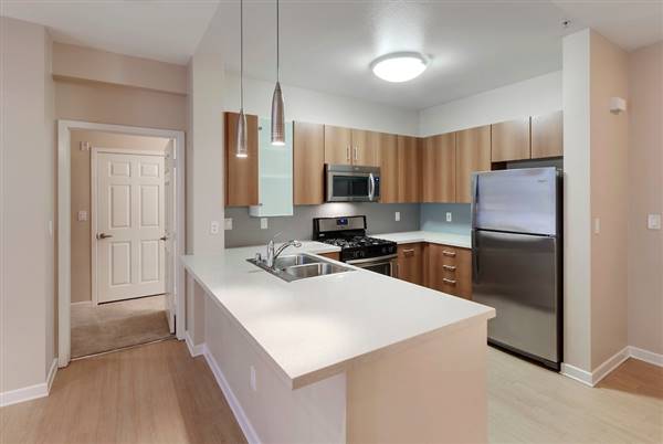 Stuart Apartments at Sierra Madre Villa (8/30/2016 - Credits: http://www.essexapartmenthomes.com/california/los-angeles-area-apartments/pasadena-apartments/the-stuart-sierra-madre-villa)