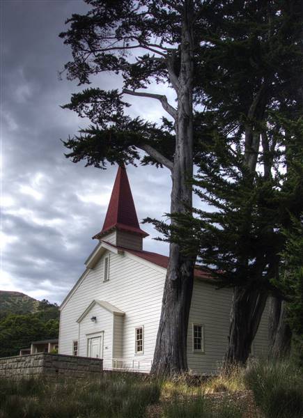 Fort Baker (5/8/2015 - Credits: "Fort Baker Church" by Jill / Blue Moonbeam Studio (CC BY-NC-ND 2.0)[https://creativecommons.org/licenses/by-nc-nd/2.0/legalcode] https://www.flickr.com/photos/jfgallery/)
