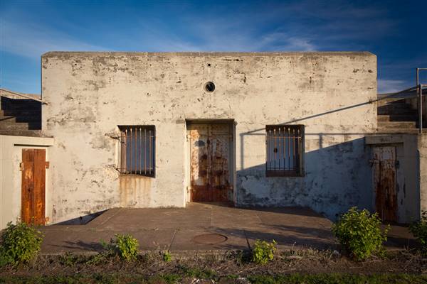 Fort Baker (1/8/2012 - Credits: "Battery Yats, Fort Baker" by Jeff Boyd (CC BY-NC-Nd 2.0) [https://creativecommons.org/licenses/by-nc-nd/2.0/legalcode] https://www.flickr.com/photos/theboyds/)