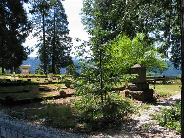 Foresthill - Foresthill Cemetery (4/18/2017 - Credits: Beverly Lewis)