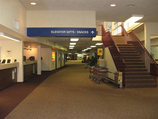 Monterey Regional Airport (6/28/2017)