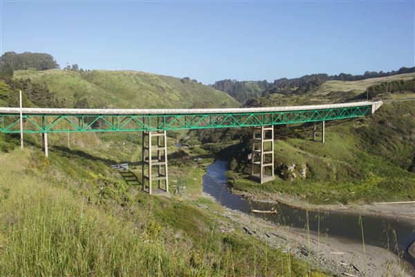 Salmon Creek Bridge (5/13/2018 - Credits: Kellen Lim)