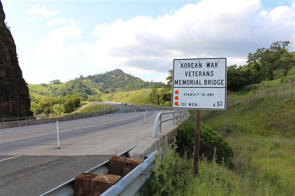 Highway 101 Bridge @ Frog Woman Rock aka Korean War Veterans Memorial Bridge - Bridge at mile marker 4.85, north of Mendocino/Sonoma county line (4/18/2017 - Credits: Kellen Lim)