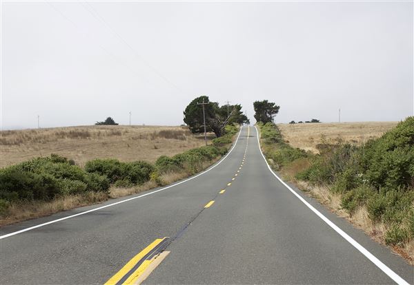 Mountain View Road - Mountain View Road - looking westward toward coastal area (8/1/2018 - Credits: Kellen Lim)