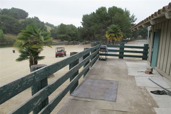 Frank G. Bonelli Regional Park / Puddingstone Reservoir (6/1/2019 - Credits: LocoScout)