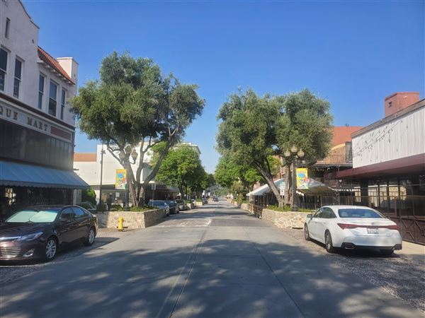 Historic Downtown Pomona - Vacant Retail Space (9/8/2021 - Credits: Joseph Antonelli)