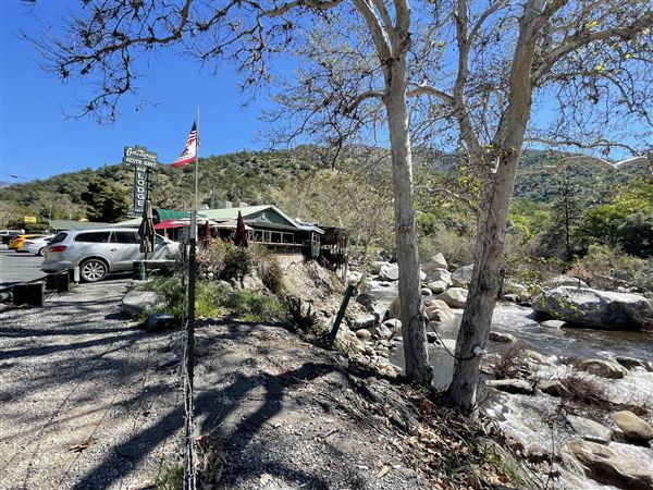 Kaweah River Bridge 1923 / Pumpkin Hollow Bridge - Kaweah River Bridge (3/23/2022 - Credits: Carmen Kazarian)