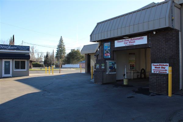 Main Street Car Wash (3/1/2022 - Credits: Film Tehama)