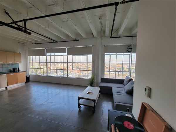 Open Loft Space with Broad Windows (6/10/2022 - Credits: c&I studios)