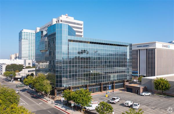 Glendale Office Building (6/9/2022 - Credits: Margarita Reyes)