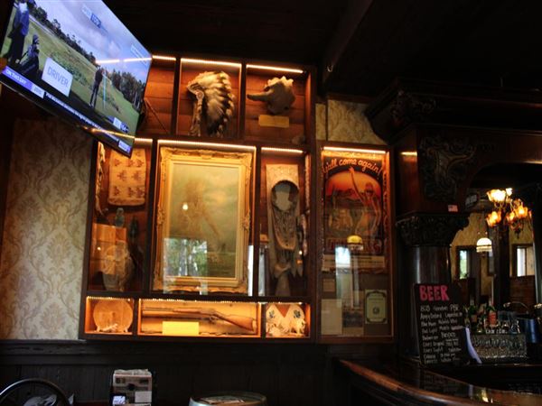Silver Dollar Saloon (4/11/2022 - Credits: Yuba Sutter Film Commission)