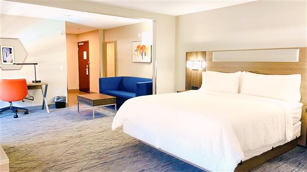 Holiday Inn Express & Suites Frazier Park (3/28/2023 - Credits: Holiday Inn Express)