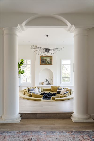 Crown Hill Mansion (11/6/2023 - Credits: sfj)