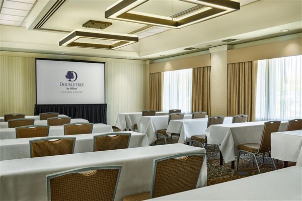 DoubleTree by Hilton Ontario Airport (12/1/2023 - Credits: Photo Courtesy of Double Tree by Hilton Ontario Airport)