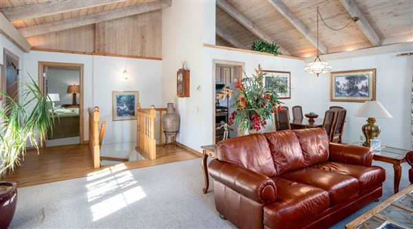 Stonepine Estate, Resort & Equestrian Center - Briar Rose Living Room (12/8/2023 - Credits: Oceanne Hentschel)