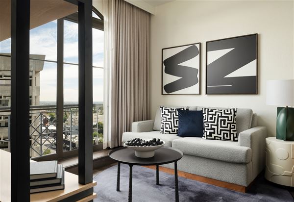 Burton House, Beverly Hills, A Tribute Portfolio Hotel - King (3/25/2024 - Credits: R BENSON)