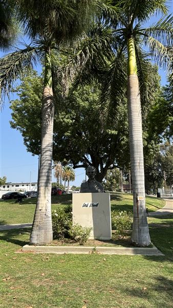 Echo Park Lake Recreation Center (9/17/2024 - Credits: Brandy Davis)