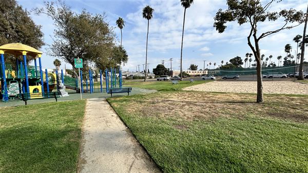 Edward Vincent Park - Playgrounds (10/17/2024 - Credits: Brandy Davis)